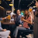 Les bars à bières artisanales : des lieux de rencontre et de découverte